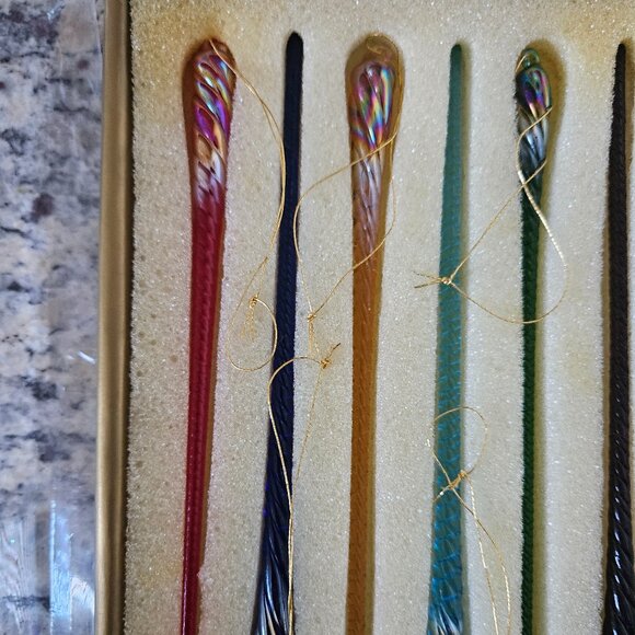 RARE SET 6 DISCOVERY STORE GLASS ICICLE DROP CHRISTMAS HOLIDAY ORNAMENTS - Picture 3 of 4